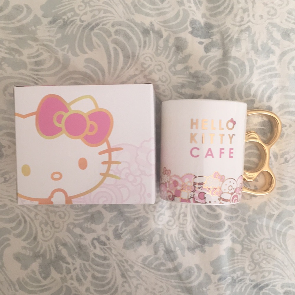 Hello Kitty Cafe Gold Bow Mug